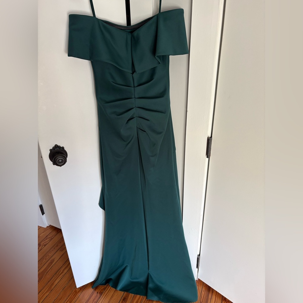 Xscape Off-Shoulder Green Dress - Picture 5 of 6